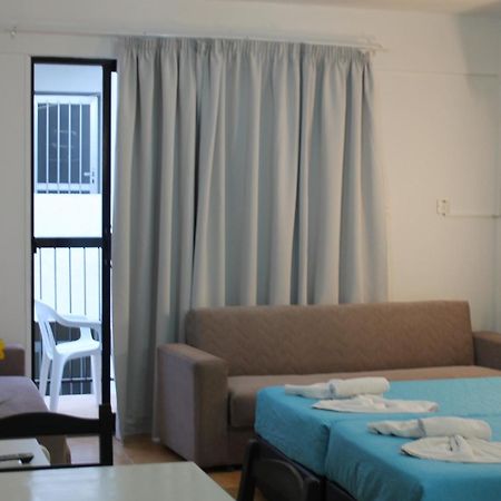 A Maos Hotel Apartments アヤナパ 部屋 写真